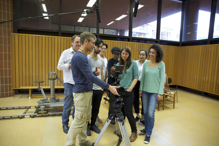 共生と分有のトポス